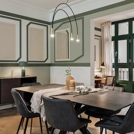 Mavi - 2 Bedrooms And Balcony In Eixample Dreta Apartment