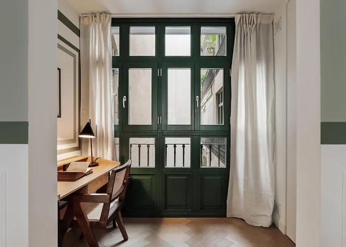 Mavi - 2 Bedrooms And Balcony In Eixample Dreta Appartement Barcelone