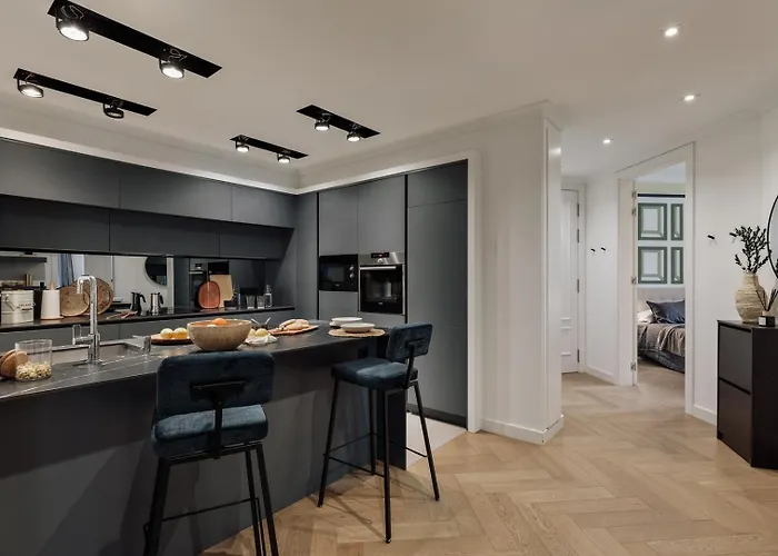 Mavi - 2 Bedrooms And Balcony In Eixample Dreta Appartement Barcelone