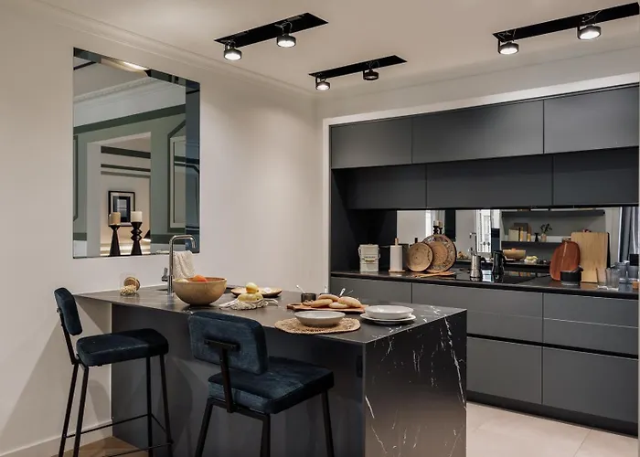 Mavi - 2 Bedrooms And Balcony In Eixample Dreta Appartement *