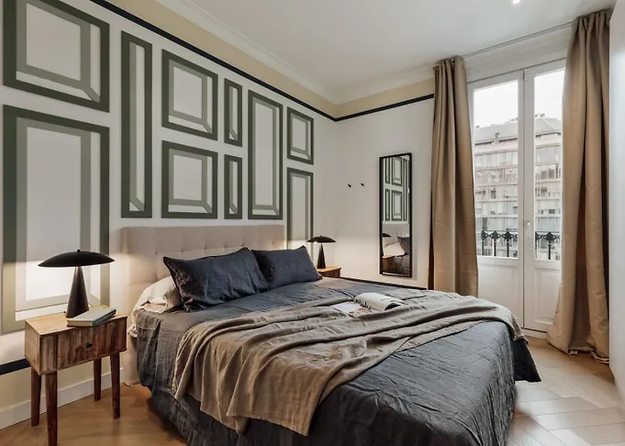 Mavi - 2 Bedrooms And Balcony In Eixample Dreta